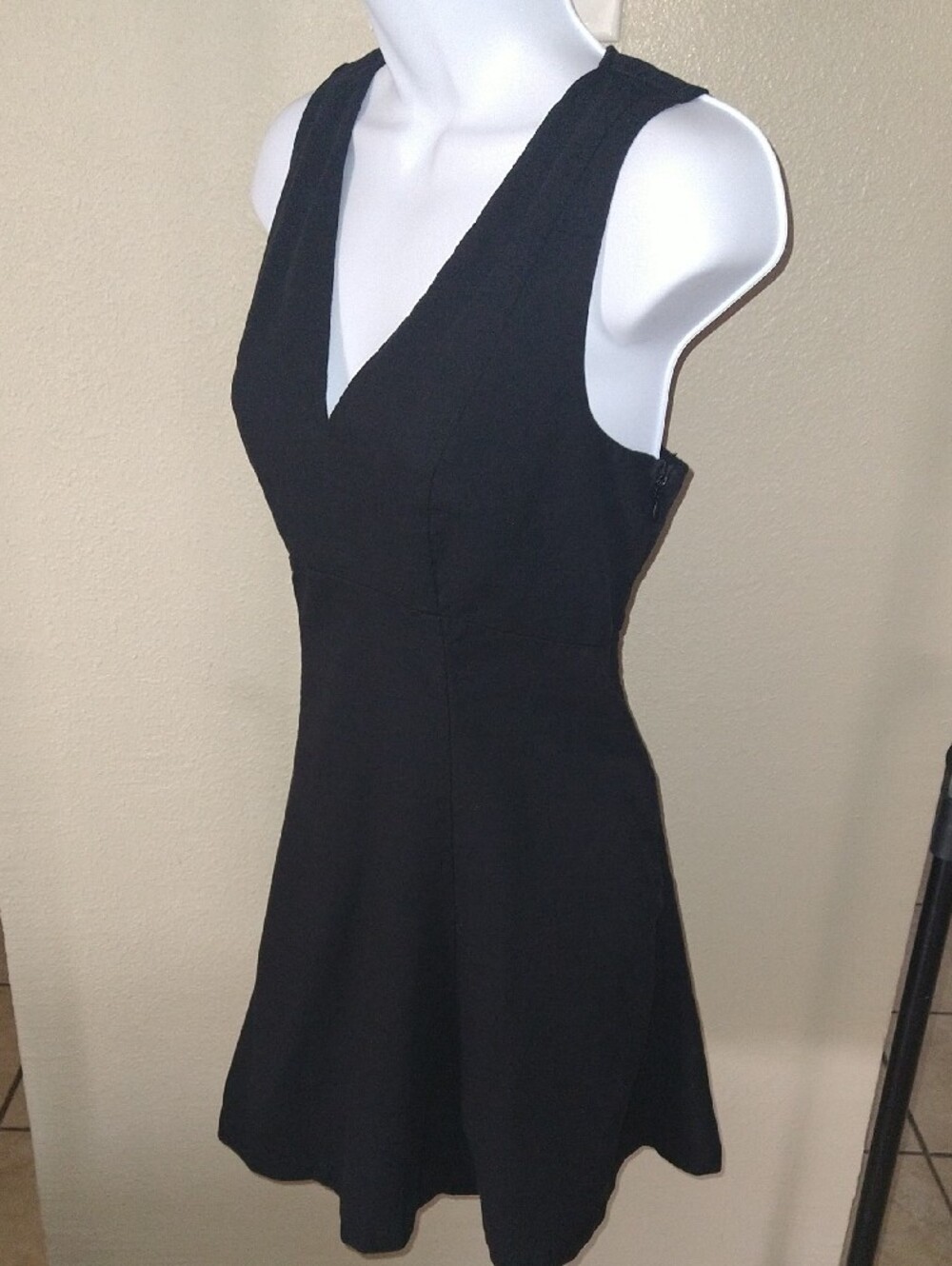 a new day Black V-Neck Sleeveless Midi Dress